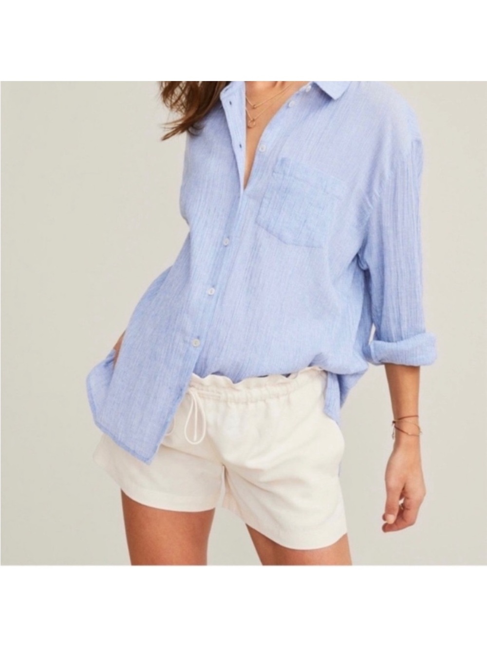 Hatch | ruffled Lula‎ maternity shorts in cream
